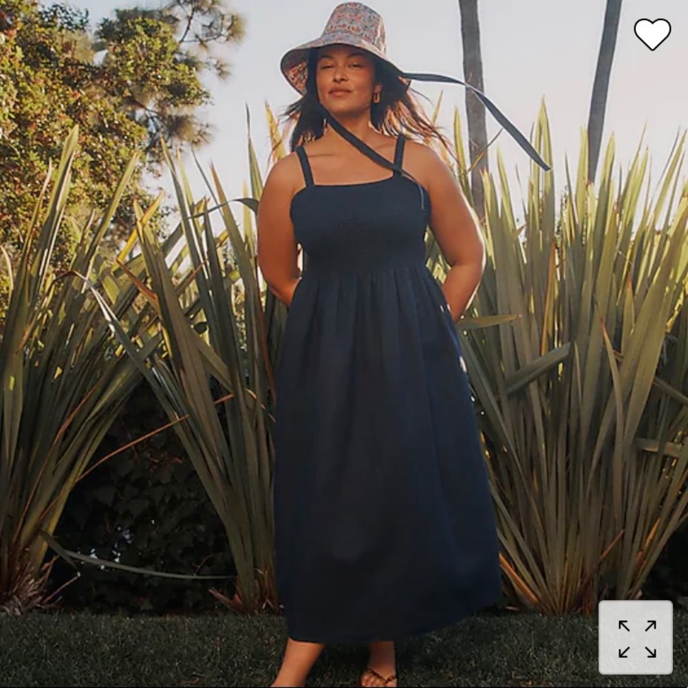 NWT Navy J Crew Smocked Linen Beach Dress size medium